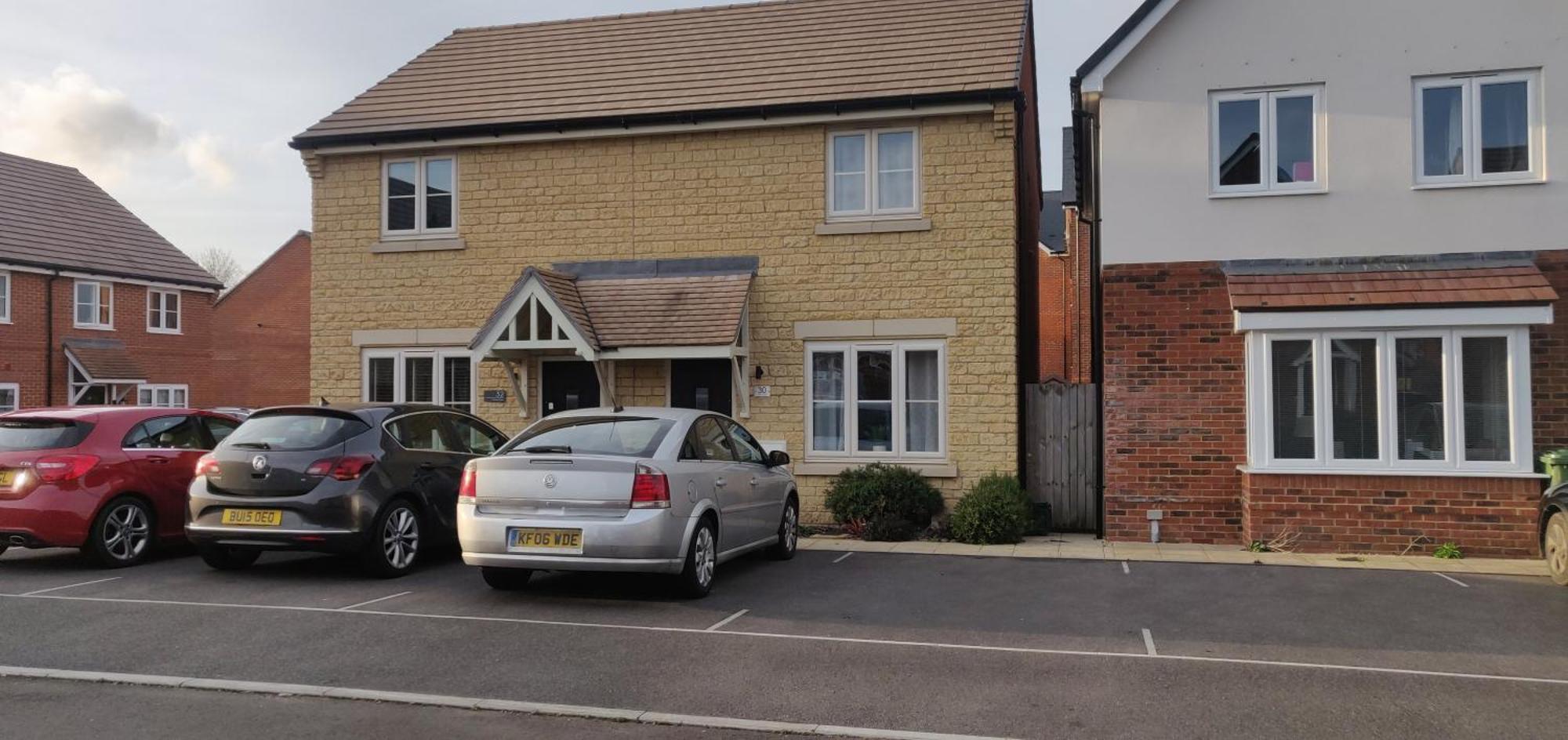 Отель 30 Aldiss Drive Kingston Bagpuze Экстерьер фото